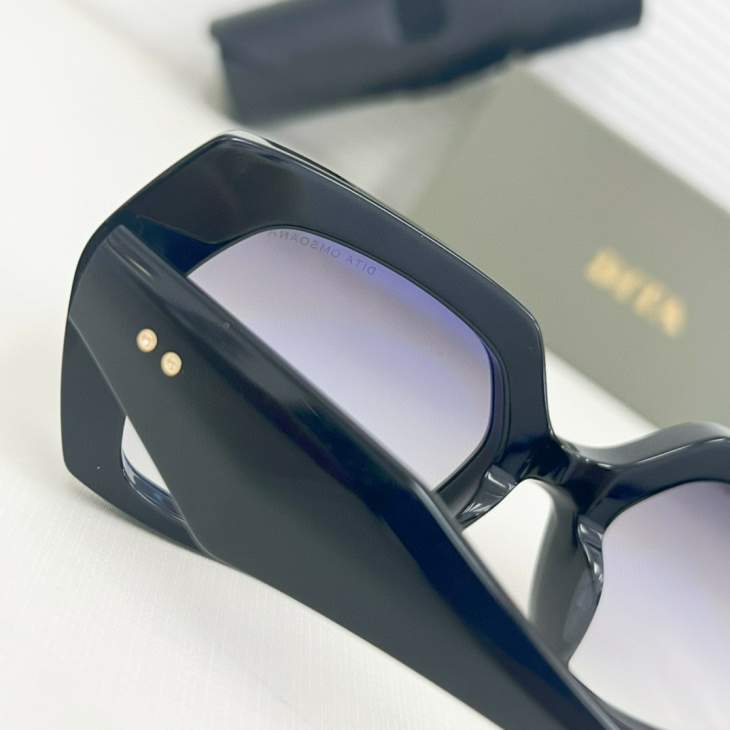 Picture of Dita Sunglasses _SKUfw66634573fw